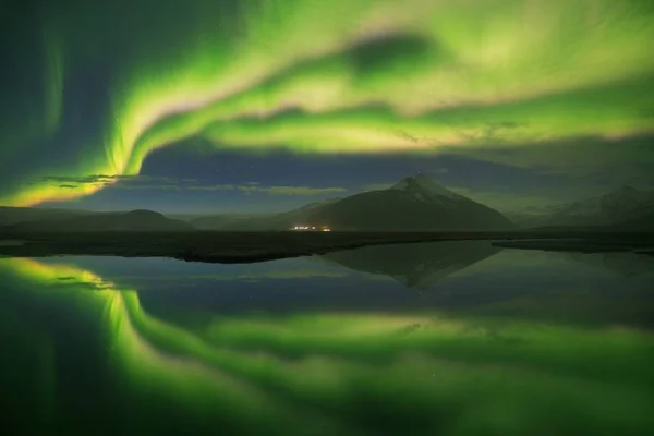 Vista Panorâmica Das Luzes Verdes Norte — Fotografia de Stock