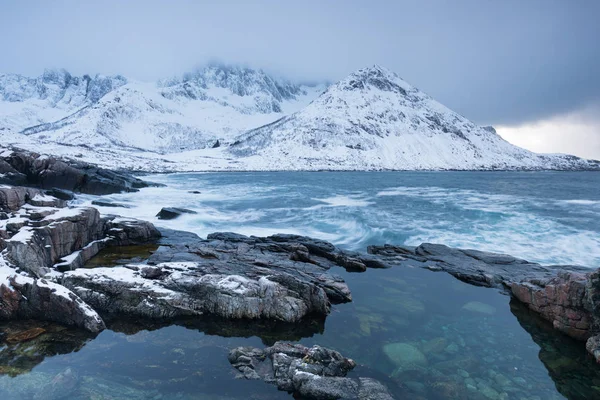 Vista Panorámica Los Alpes Noruegos Mar Invierno — Foto de Stock