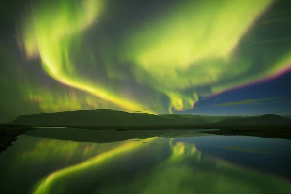 Vista Panoramica Del Verde Aurora Boreale — Foto Stock