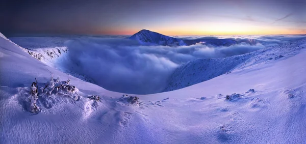 Vista Panorámica Las Montañas Nieve Italia Europa — Foto de Stock