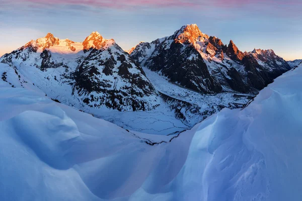 Vacker Utsikt Över Dolomite Alperna Snö Italien Europa — Stockfoto