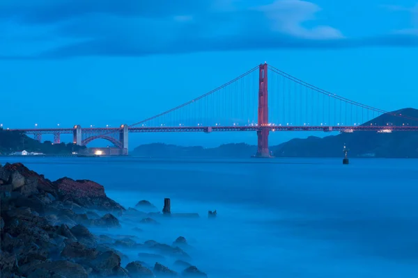 Vista Panorámica Clásica Del Famoso Puente Golden Gate Con Hermosa —  Fotos de Stock