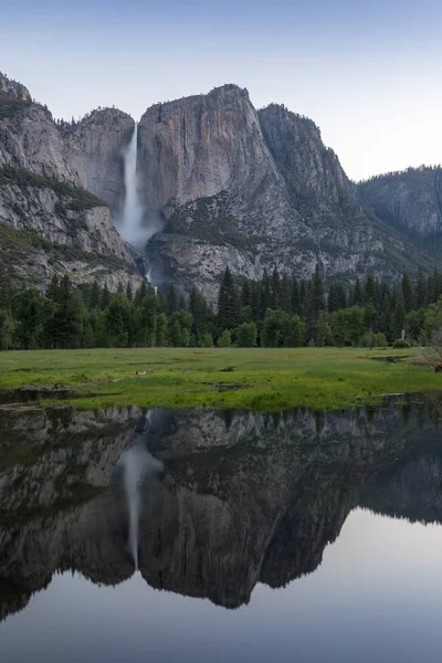 Yosemite Vízesés Yosemite Völgyből Yosemite Nemzeti Park Kalifornia Usa — Stock Fotó