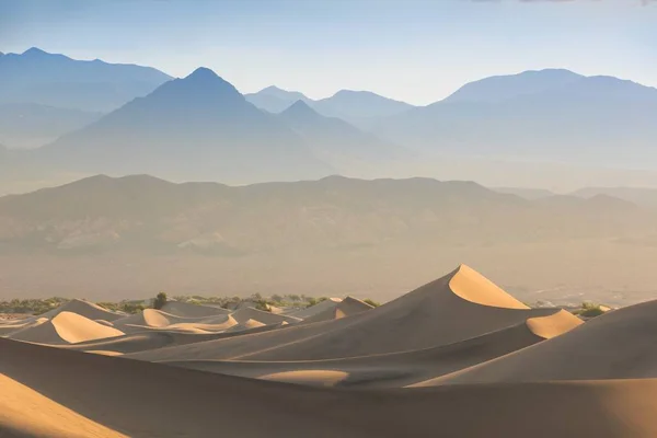 Las Formaciones Dunas Arena Sobre Hermoso Amanecer Parque Nacional Death — Foto de Stock