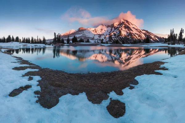 492 Metrów Wysokości Jefferson Jest Drugim Najwyższym Góra Oregon Mount — Zdjęcie stockowe