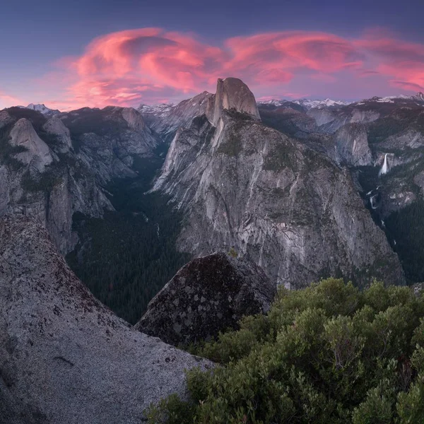 Половина Купола Yosemite Долини Yosemite National Park Під Час Барвистого — стокове фото