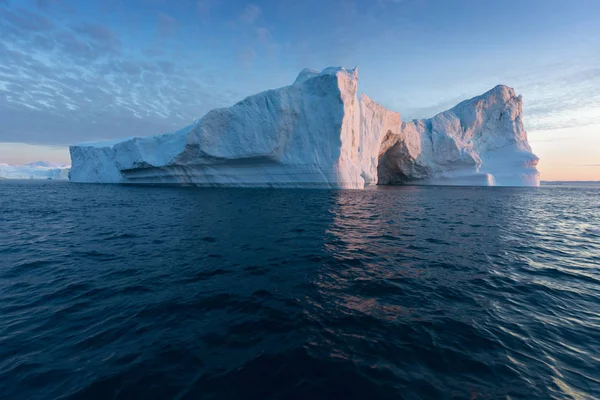 Naturaleza Paisajes Groenlandia Antártida Viaja Barco Entre Hielos Estudio Fenómeno — Foto de Stock