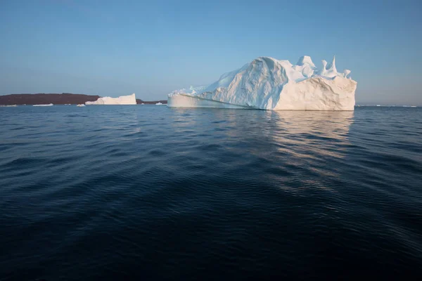 Natura Paesaggi Della Groenlandia Dell Antartide Viaggia Sulla Nave Tra — Foto Stock