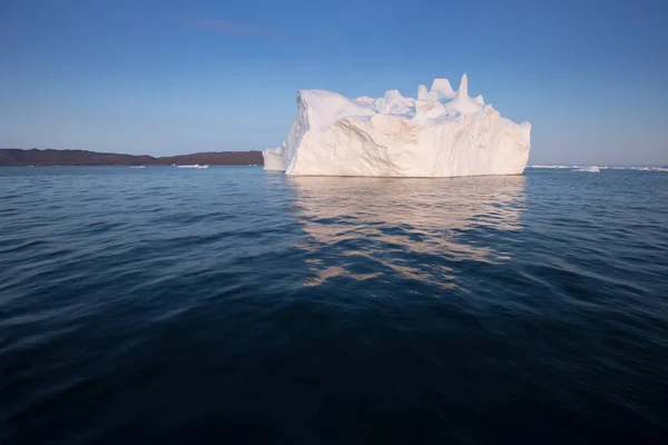 Природа Пейзажі Гренландії Або Антарктики Подорож Кораблі Серед Льодів Вивчення — стокове фото