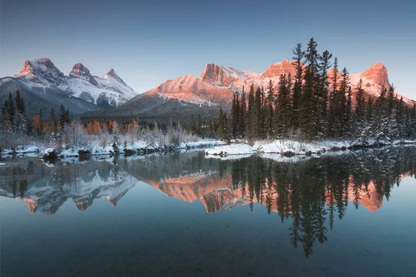 Rocky Mountains Herfstdag Jasper National Park Canadese Rockies Alberta Canada — Stockfoto