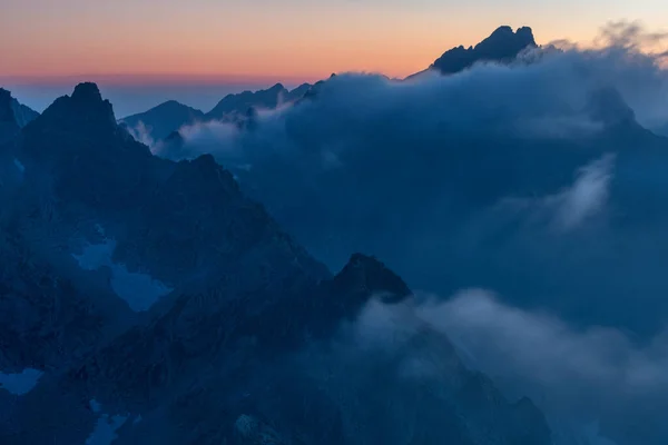 Puesta Sol Parque Nacional Las Montañas Tatras Eslovaquia Imagen Escénica —  Fotos de Stock