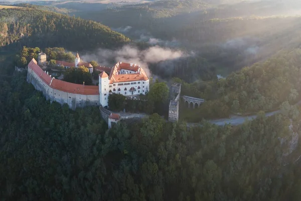 Bitov Castelo Medieval Região Morávia Sul Durante Incrível Nascer Sol — Fotografia de Stock