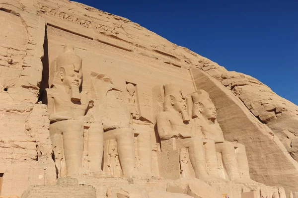 Il Grande Tempio di Ramses II ad Abu Simbel, Egitto — Foto Stock