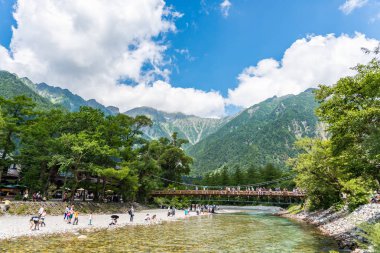Nagano Japonya - 7 Ağustos 2018: Kappa köprüdür kamikochi Milli Parkı içinde bulunan Meşhur Mekanlar.