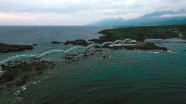Taitung, Tayvan bulunan Sanxiantai Rekreasyon Alanı Havadan Görünümü.