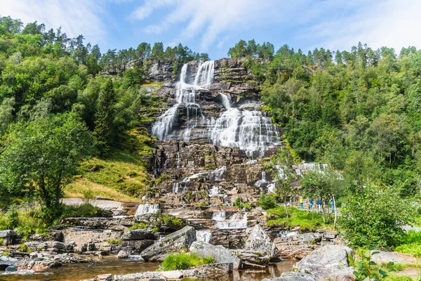 Güzel Tvindefossen Şelalesi, Voss, Norveç