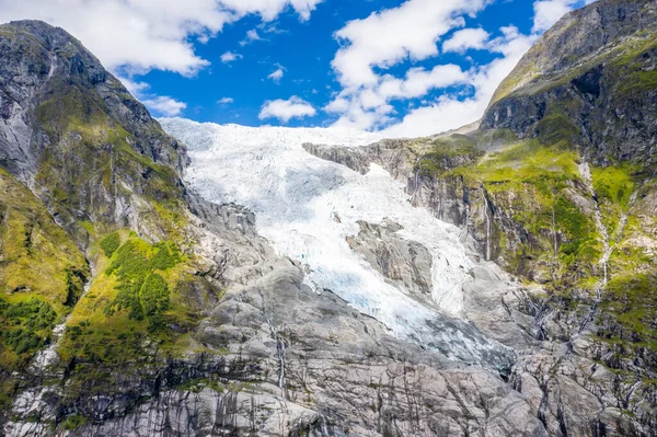 Boyabreen Glacier in Fjaerland area in Sogndal Municipality in Sogn og Fjordane county, Norway. — Stock Photo, Image