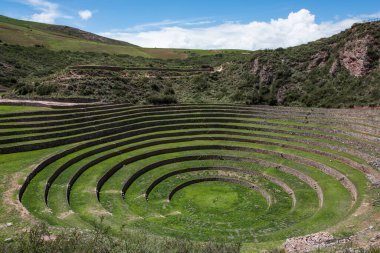Eş merkezli teraslar İnka Dönemi Moray Urubamba Vadisi Peru