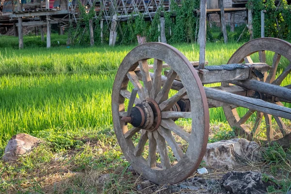 Tayland Nan Eyaleti Ndeki Bir Arazide Metal Kenarlı Ahşap Bir — Stok fotoğraf