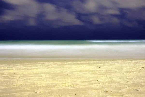 Noche Cielo Mar Nubes Olas — Foto de Stock