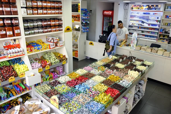 Israël Netanya Oktober 2017 Shop Van Snoep Snoep Noten Halva — Stockfoto