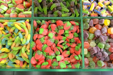 Şeker ve çikolata ve karamel ve krema şeker mağaza