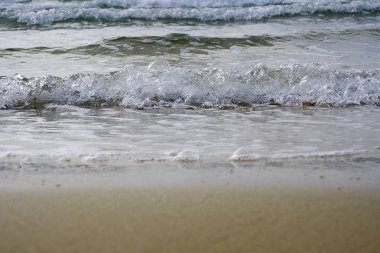 İsrail Akdeniz'de deniz dalgaları