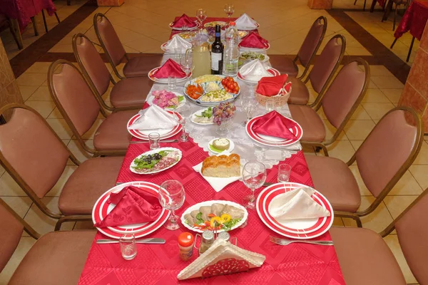 이스라엘에 러시아 레스토랑에서 테이블 — 스톡 사진
