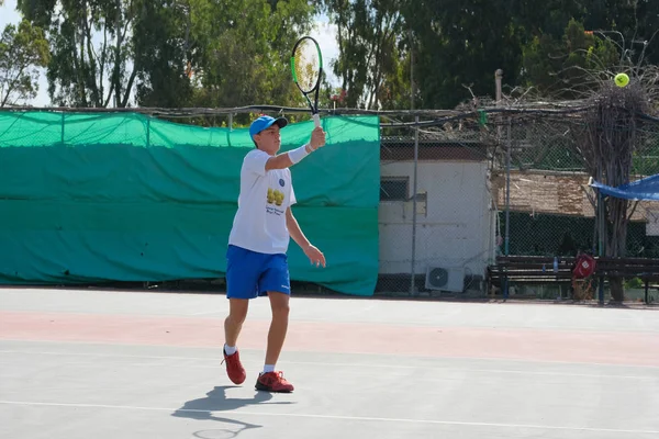 Israel Netanya Juli 2018 Anak Muda Bermain Tenis Udara Terbuka — Stok Foto