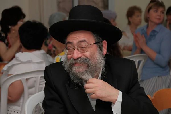 Israel Netanya Mai 2019 Jüdischer Älterer Rabbi Mit Bart Und Stockfoto