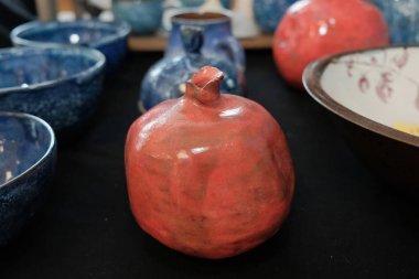 meyve şeklinde el yapımı toprak