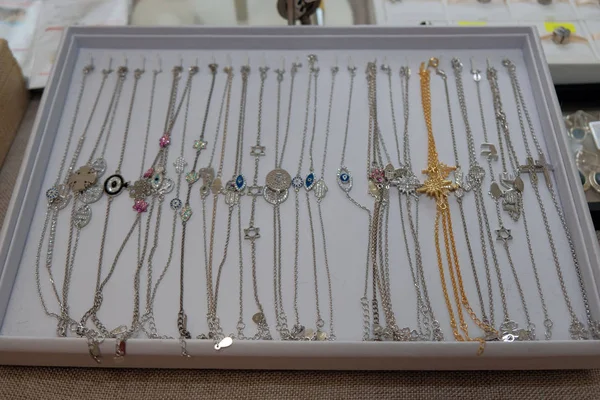 Smycken Handgjorda Smycken Dekorativa Glas Ädelstenar — Stockfoto
