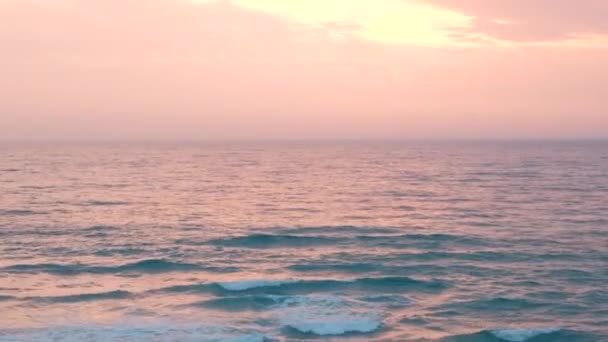 Средиземное Море Розовое После Заката — стоковое видео