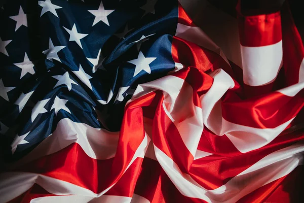 Nahaufnahme Einer Zerzausten Amerikanischen Flagge — Stockfoto