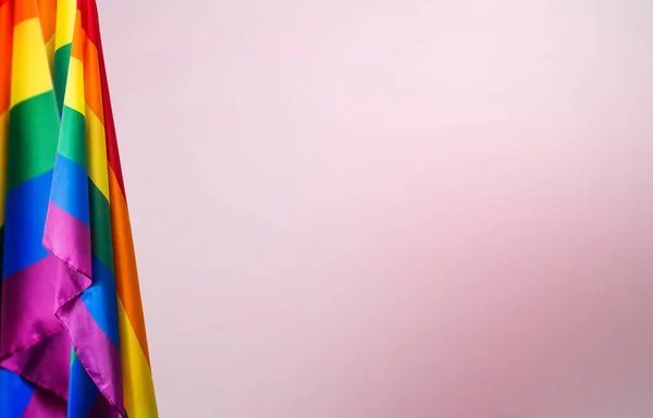 粉红背景的骄傲社区旗帜 完美的旗帜 骄傲月的背景 — 图库照片