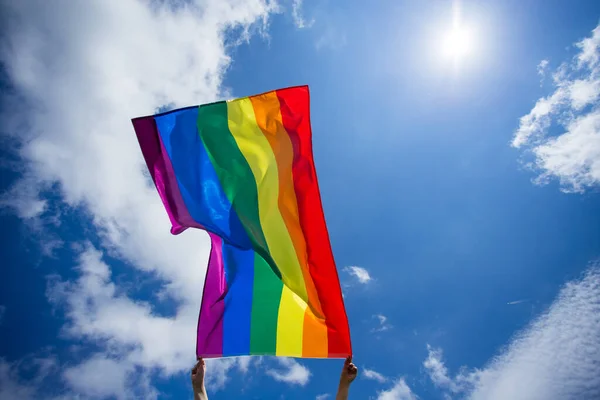 Gay Gay Bandeira Soprado Vento — Fotografia de Stock