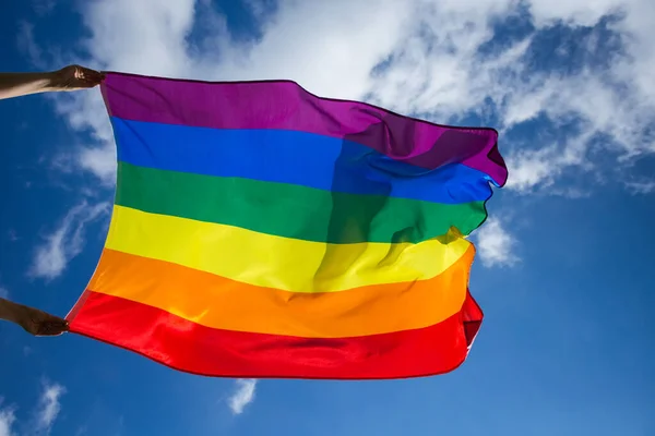 Lgbt Gay Bandera Soplado Viento —  Fotos de Stock