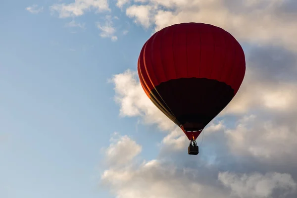 Balon Ogrzane Powietrze Niebie — Zdjęcie stockowe