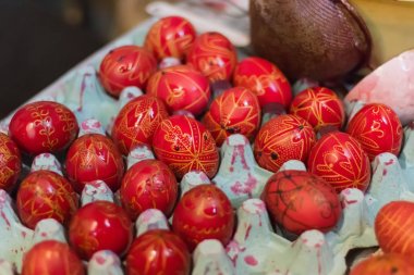 Fotoğraf koleksiyonu mükemmel renkli el yapımı Paskalya yumurtaları