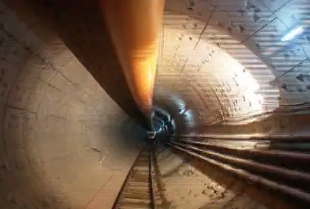 Metro Inşaat Metro Yüksek Bir Hızda Matkap Makinesine Metro Gezisi — Stok video