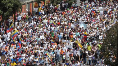 Venezuela 'da özgürlüğün protesto edilmesi. Komünizmle karşı, sosyalizme karşı. Öğrenciler ve insanlar Caracas Venezuela özgürlüğü protesto, yaklaşık Mart 2014