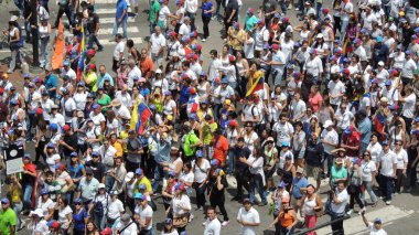 Venezuela 'da özgürlüğün protesto edilmesi. Komünizmle karşı, sosyalizme karşı. Öğrenciler ve insanlar Caracas Venezuela özgürlüğü protesto, yaklaşık Mart 2014