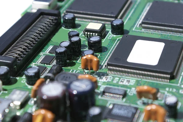 Elektronik pano devresi yakın çekim                 