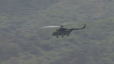 Caracas Venezuela uçan askeri helikopter