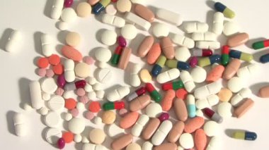 İlaç ve hap dozu yakın. Sağlık ve tıp