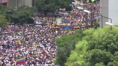 Venezuela'da özgürlük protestosu, komünizme karşı, sosyalizme karşı. Caracas Venezuela yaklaşık 2016 Venezuela'da özgürlük protestosu. büyük kalabalık