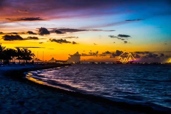 카리브해 해안의 일몰 — 스톡 사진