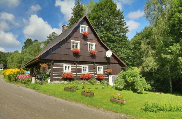 Traditionelle Holzhütte Der Tschechischen Republik — Stockfoto