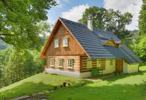 Traditioneel Houten Huisje Tsjechië — Stockfoto