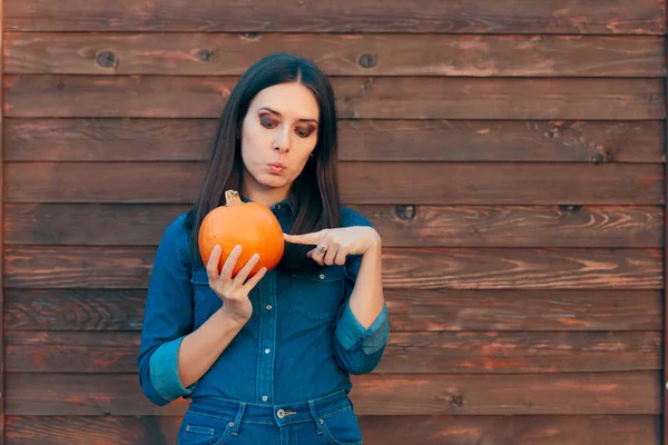 Autumn Girl Denim Outfit Holding Pumpkin — Stock Photo, Image